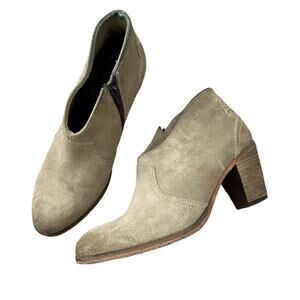 Johnston & Murphy Suede Ankle Boots Block Heel Side Zip Women's Size 7M